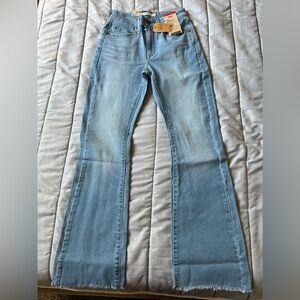 Levi’s Women’s 725 High Rise Bootcut Jeans Size 26x30